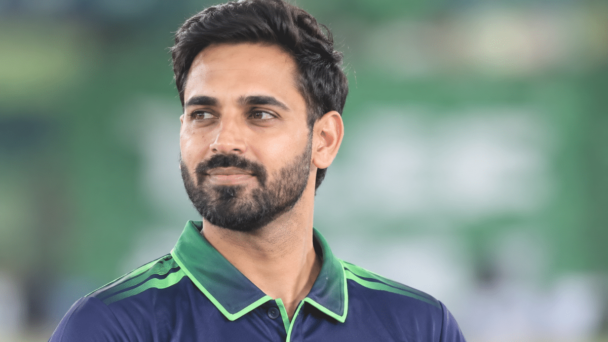 Bhuvneshwar Kumar cricket portrait, left-side angle.